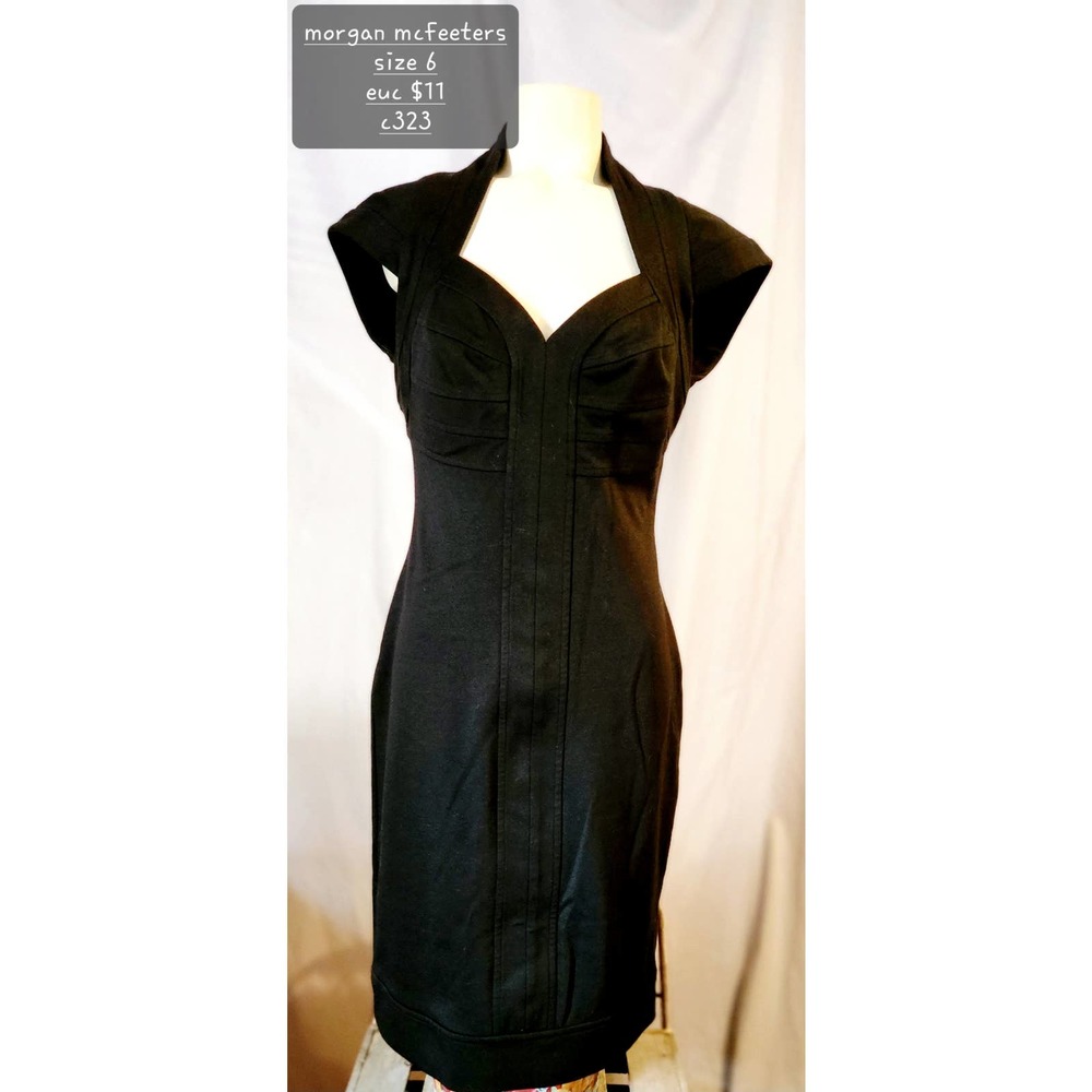 Women's Beautiful Form-Fitting Black Dress Size 6